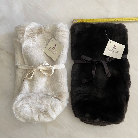 Pottery Barn Faux Fur Cream, Off-White Wine Holder NWT - Picture 8 of 8